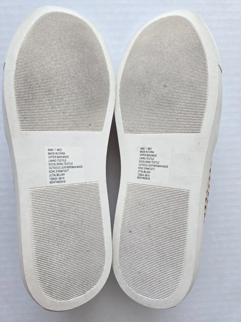Juicy Couture Perforated Slip-On Sneakers in Blush Pink - Size 7